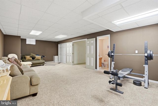 57 CROPWELL LN, Southampton, PA 18966