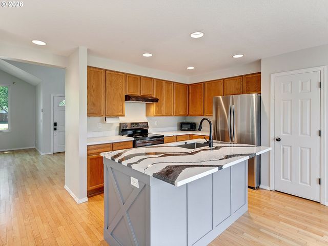 17897 Sw HANDLEY St, Sherwood, OR 97140