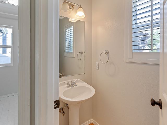 17897 Sw HANDLEY St, Sherwood, OR 97140