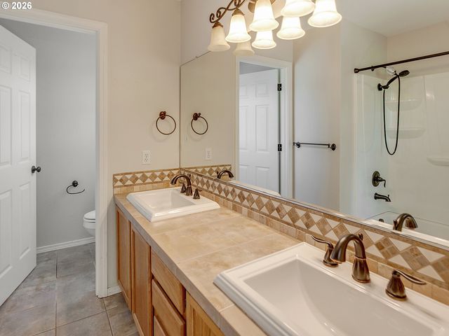 17897 Sw HANDLEY St, Sherwood, OR 97140