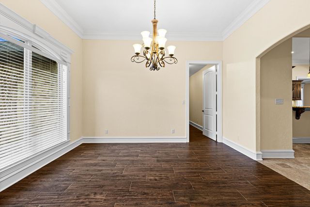 1704 Riviera, Longview, TX 75605