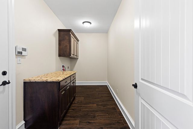 1704 Riviera, Longview, TX 75605