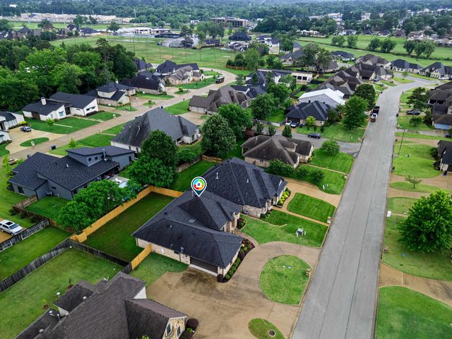 1704 Riviera, Longview, TX 75605