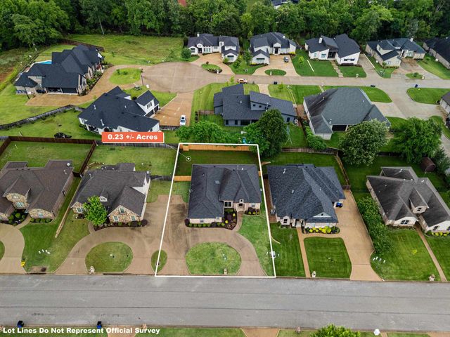 1704 Riviera, Longview, TX 75605