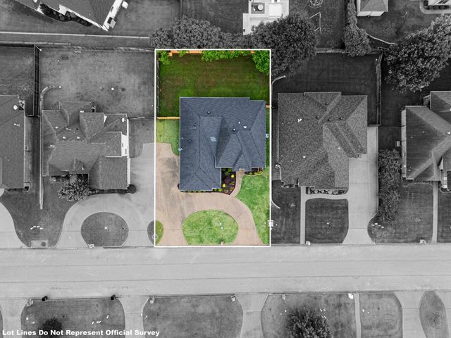 1704 Riviera, Longview, TX 75605
