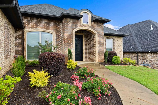 1704 Riviera, Longview, TX 75605