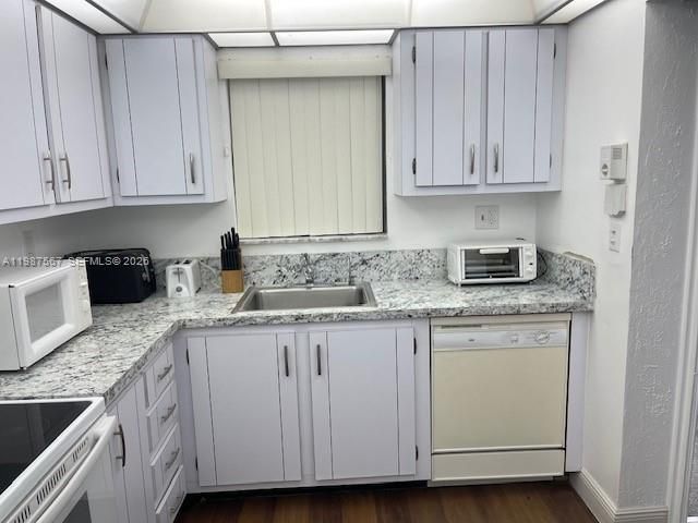 6020 NW 44th Street 406, Lauderhill, FL 33319