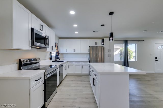 2211 Frontier Ave Avenue, Las Vegas, NV 89106