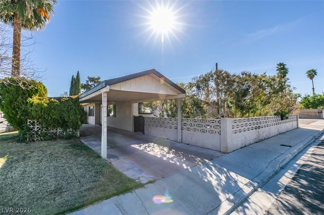 2211 Frontier Ave Avenue, Las Vegas, NV 89106