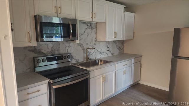 4916 Rosehill Road, Fayetteville, NC 28311