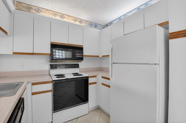 5415 Verona Drive F, Boynton Beach, FL 33437