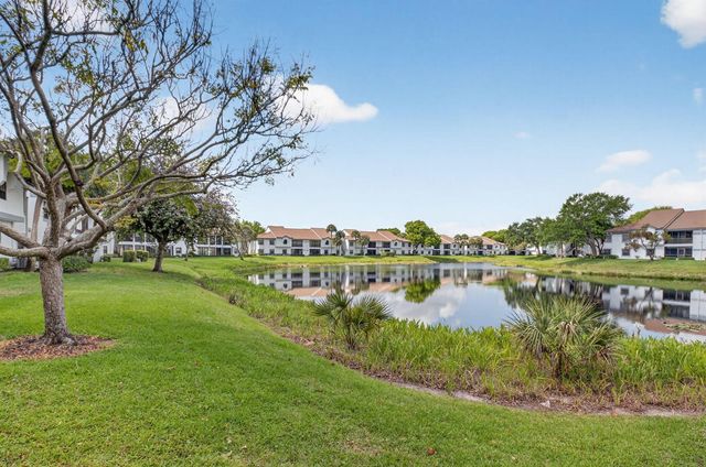 5415 Verona Drive F, Boynton Beach, FL 33437