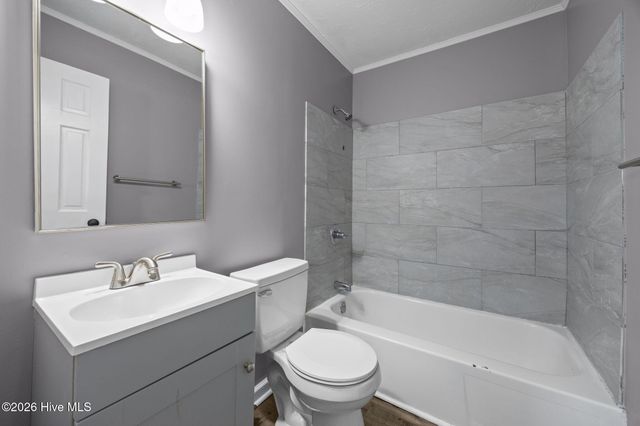 1414 Davis Street, Jacksonville, NC 28540