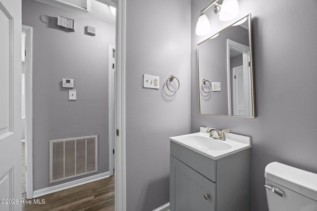 1414 Davis Street, Jacksonville, NC 28540