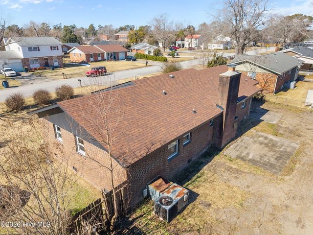 1414 Davis Street, Jacksonville, NC 28540