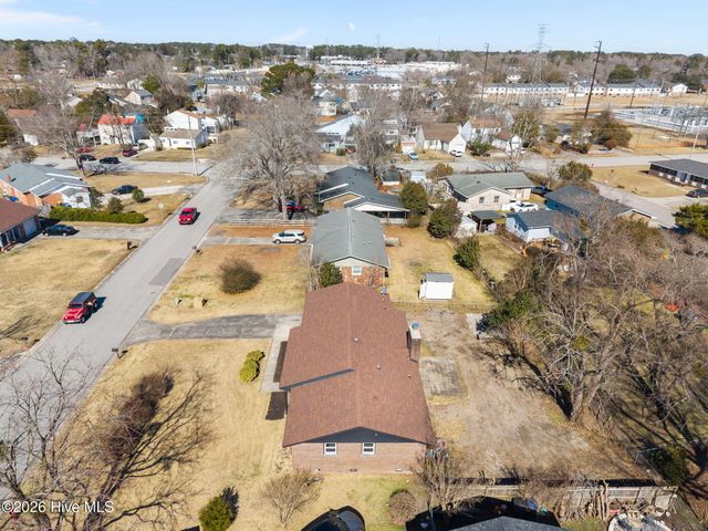 1414 Davis Street, Jacksonville, NC 28540