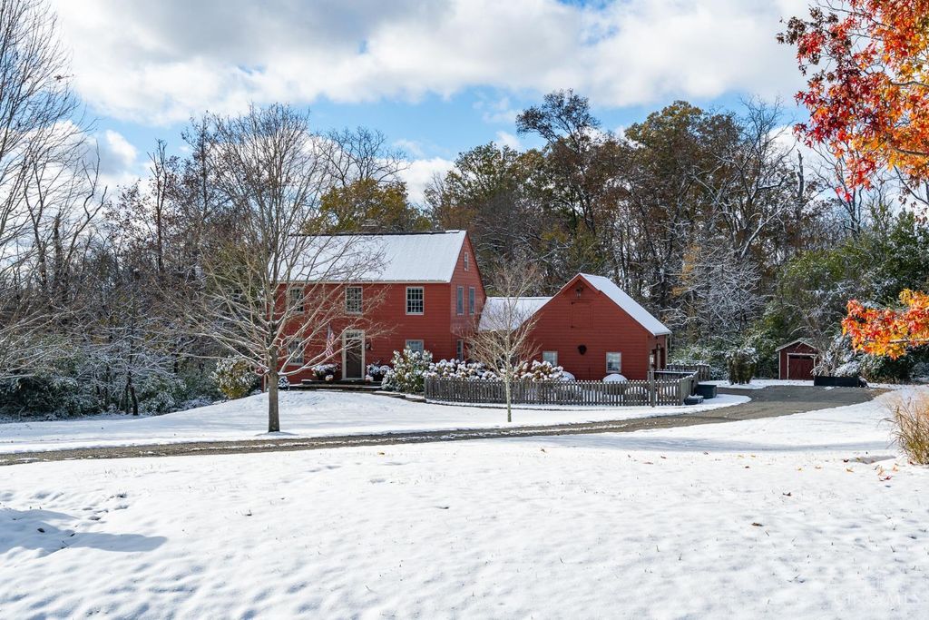 634 Deer Run Trail, Turtle Creek Twp, OH 45036