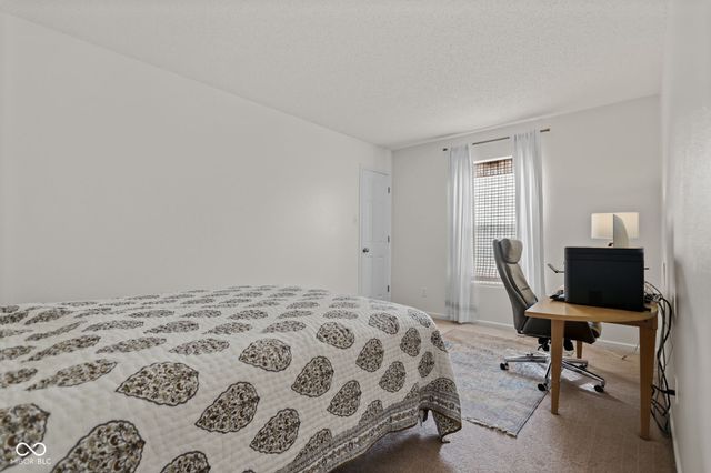 3258 Hemlock Street, Whiteland, IN 46184