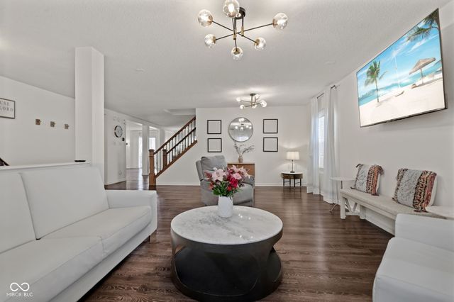 3258 Hemlock Street, Whiteland, IN 46184