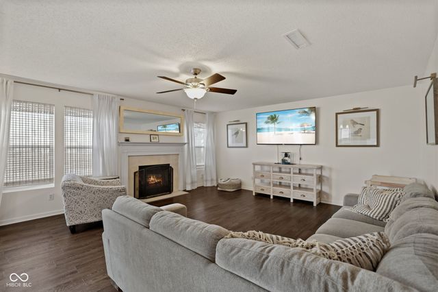 3258 Hemlock Street, Whiteland, IN 46184