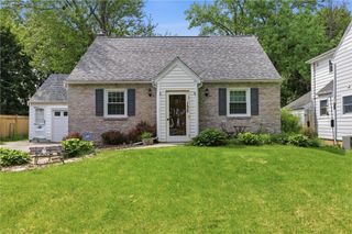 135 Glen Ellyn, Brighton, NY 14618