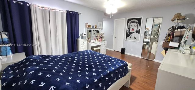 1441 W Fairway Road, Pembroke Pines, FL 33026