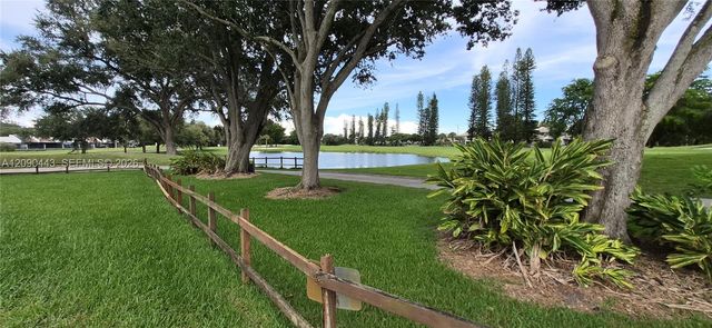 1441 W Fairway Road, Pembroke Pines, FL 33026