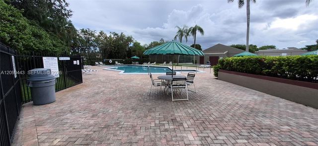 1441 W Fairway Road, Pembroke Pines, FL 33026