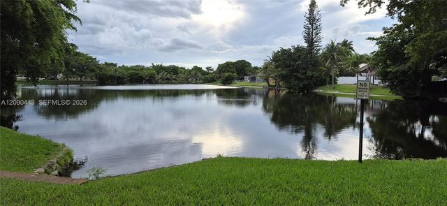 1441 W Fairway Road, Pembroke Pines, FL 33026