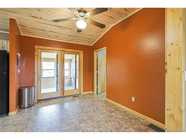 62 Cheyenne Rd, Florissant, CO 80816