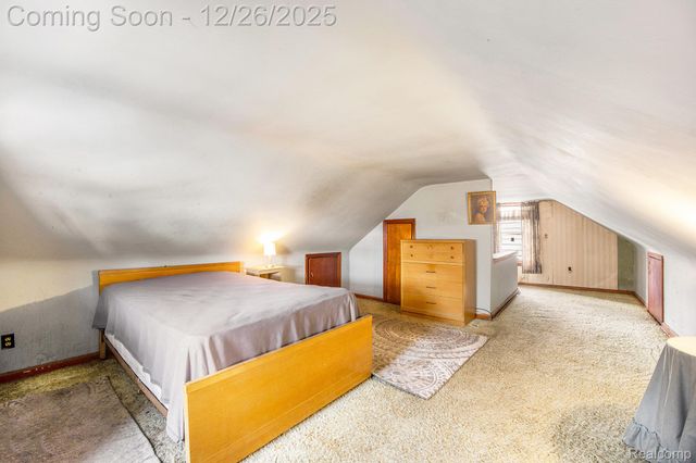 7256 Ready Avenue, Warren, MI 48091