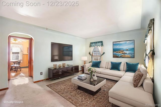 7256 Ready Avenue, Warren, MI 48091