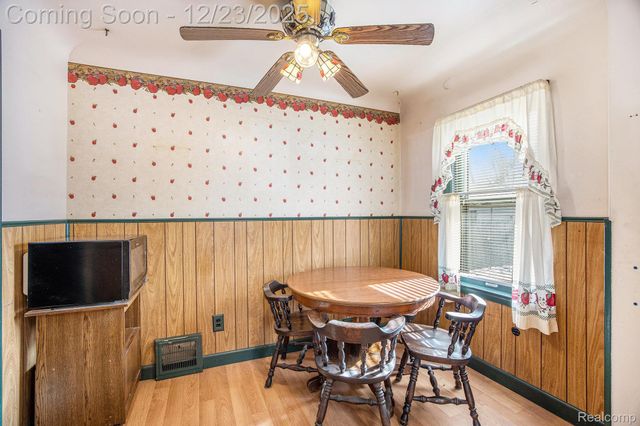 7256 Ready Avenue, Warren, MI 48091