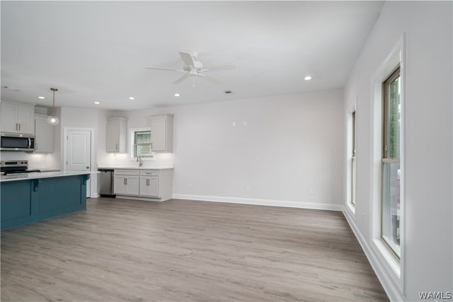 934 21st E, Tuscaloosa, AL 35404