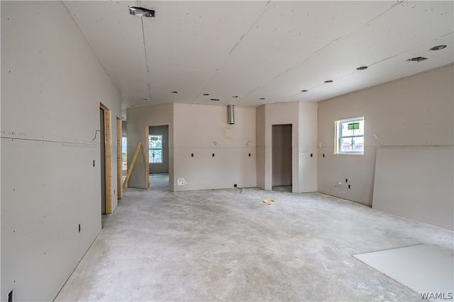 934 21st E, Tuscaloosa, AL 35404