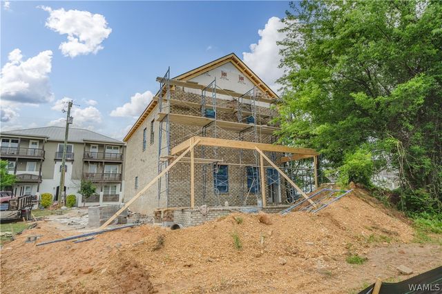 934 21st E, Tuscaloosa, AL 35404