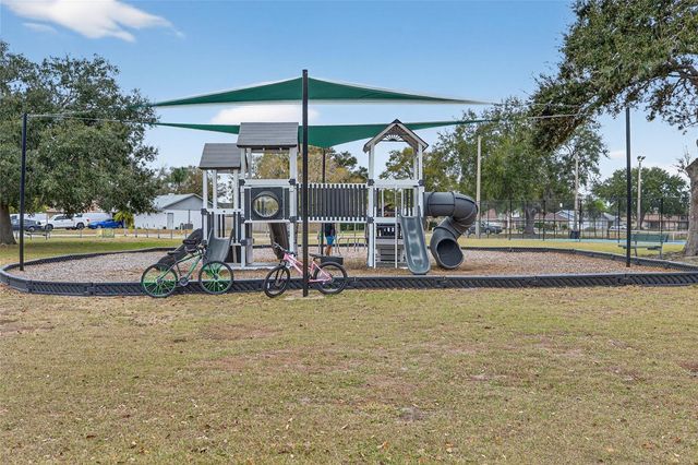 4945 CANTERBURY DRIVE, Land O Lakes, FL 34639