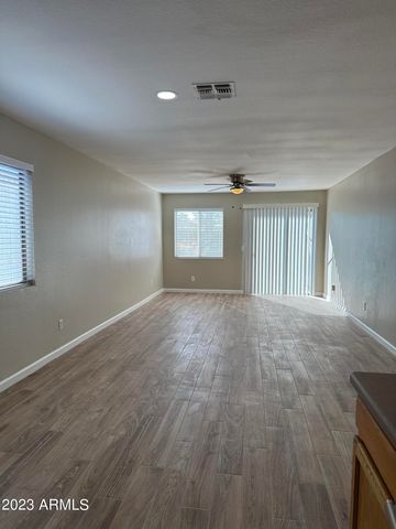 969 E Denim Trail, San Tan Valley, AZ 85143