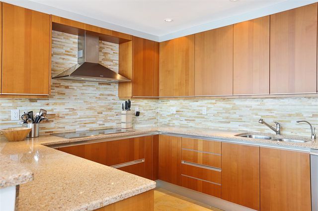 1 N Fort Lauderdale Beach Boulevard 1807, Fort Lauderdale, FL 33304