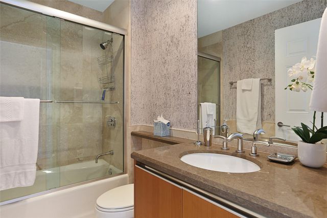 1 N Fort Lauderdale Beach Boulevard 1807, Fort Lauderdale, FL 33304