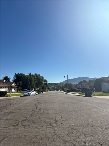 7908 E Saffron, Anaheim, CA 92808