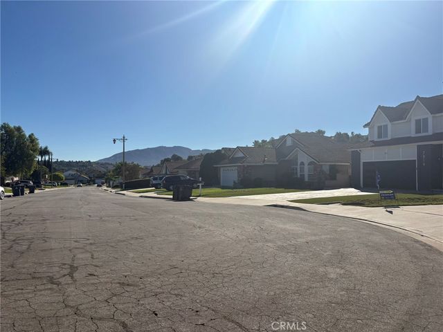 7908 E Saffron, Anaheim, CA 92808