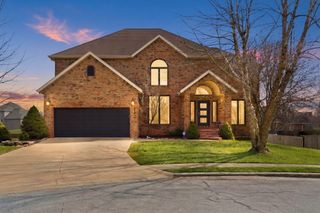 814 N Julie Court, Nixa, MO 65714