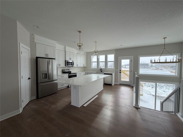 806 Kingman Boulevard, Madrid, IA 50156