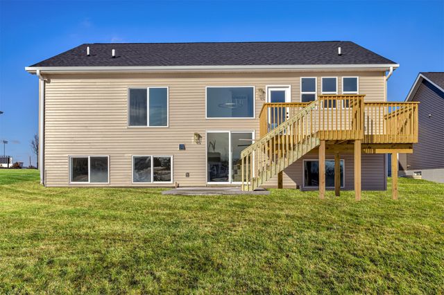 806 Kingman Boulevard, Madrid, IA 50156