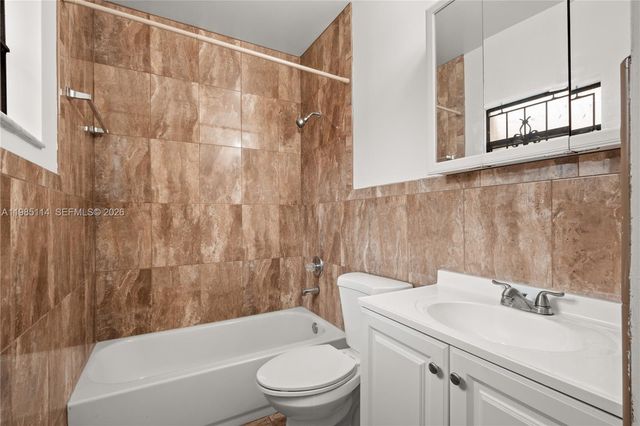 3490 NW 194 ST, Miami Gardens, FL 33056