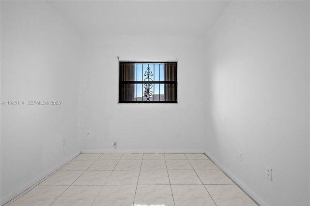 3490 NW 194 ST, Miami Gardens, FL 33056