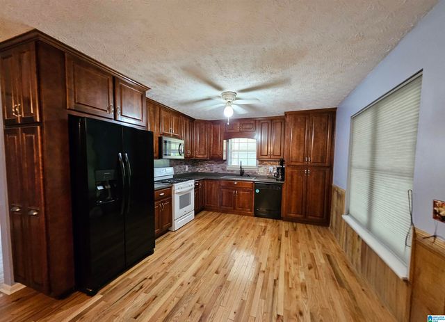 1816 BRIARWOOD LANE, Cullman, AL 35055