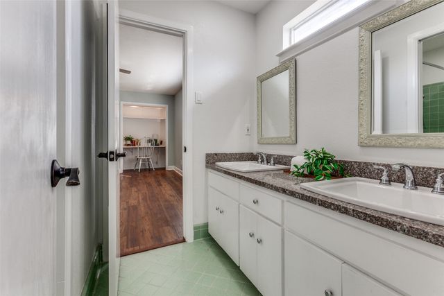 401 Lawndale Drive, Richardson, TX 75080