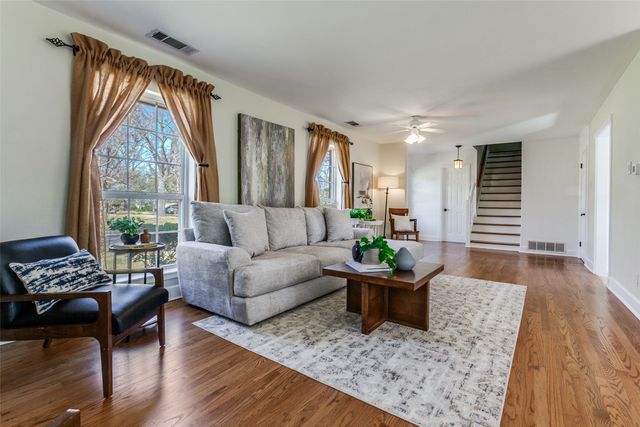 401 Lawndale Drive, Richardson, TX 75080